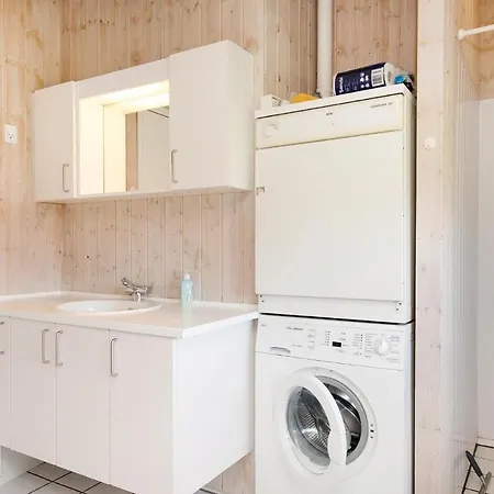 Beautiful Home In Hjorring With Sauna