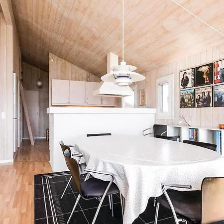 Ferienhaus Beautiful Home In Hjorring With Sauna *