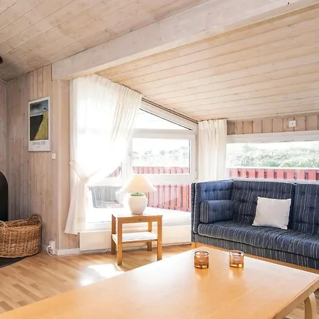 Beautiful Home In Hjorring With Sauna Ferienhaus Hjørring