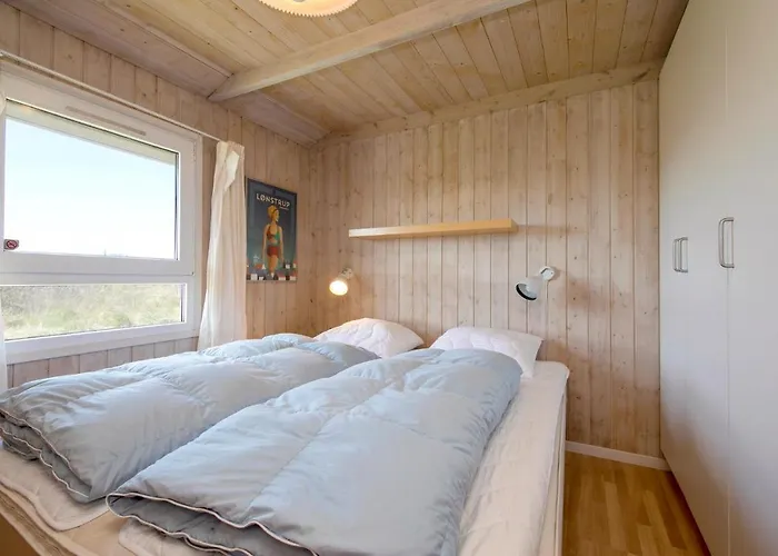 Three-bedroom In 约灵